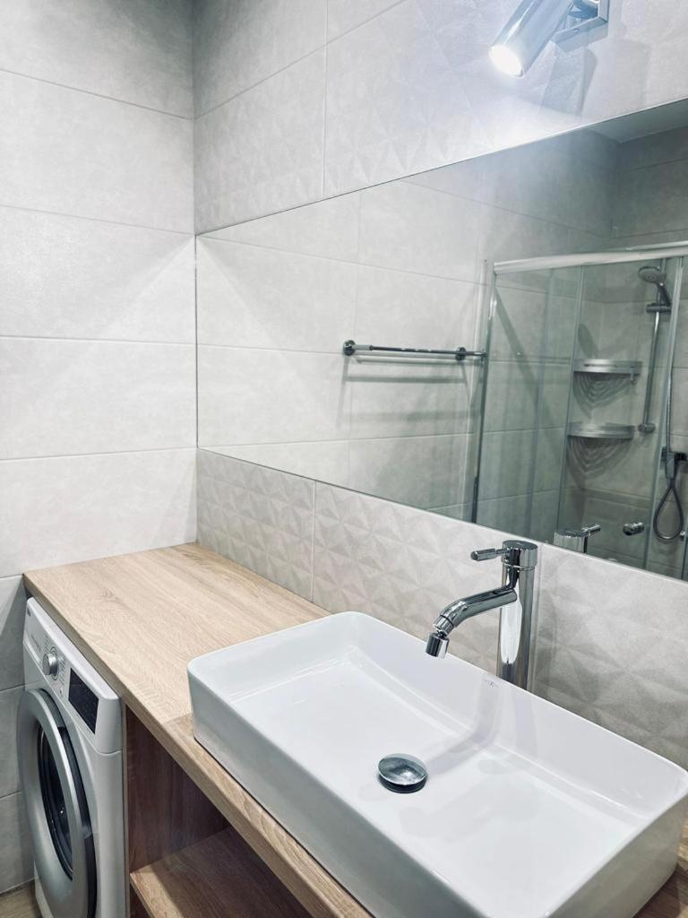 Spij W Kudowie Apartament I Pokoje Goscinne Bad Kudowa Exterior foto